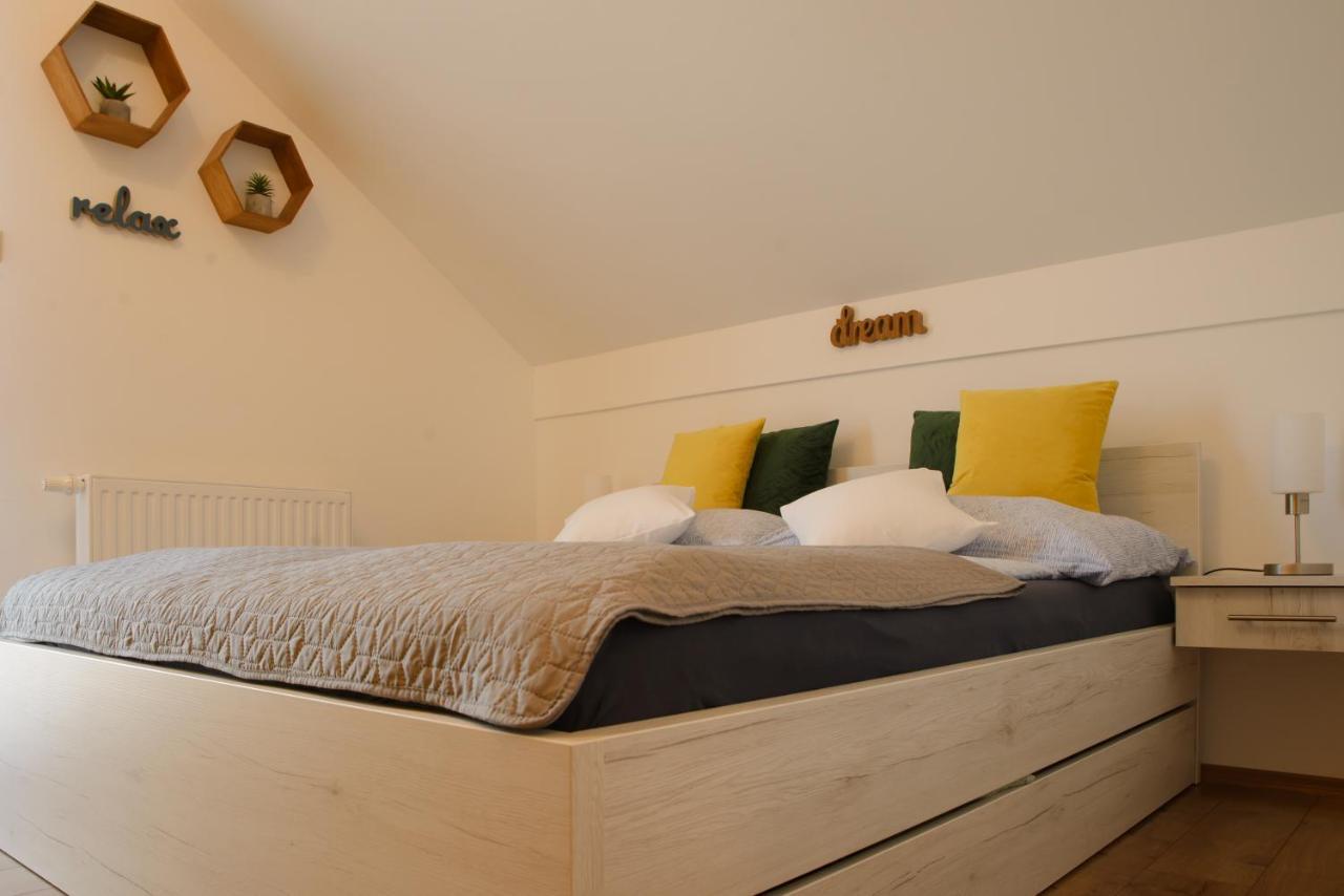 Eliza 1 Birdland Golf Apartman Bük 外观 照片