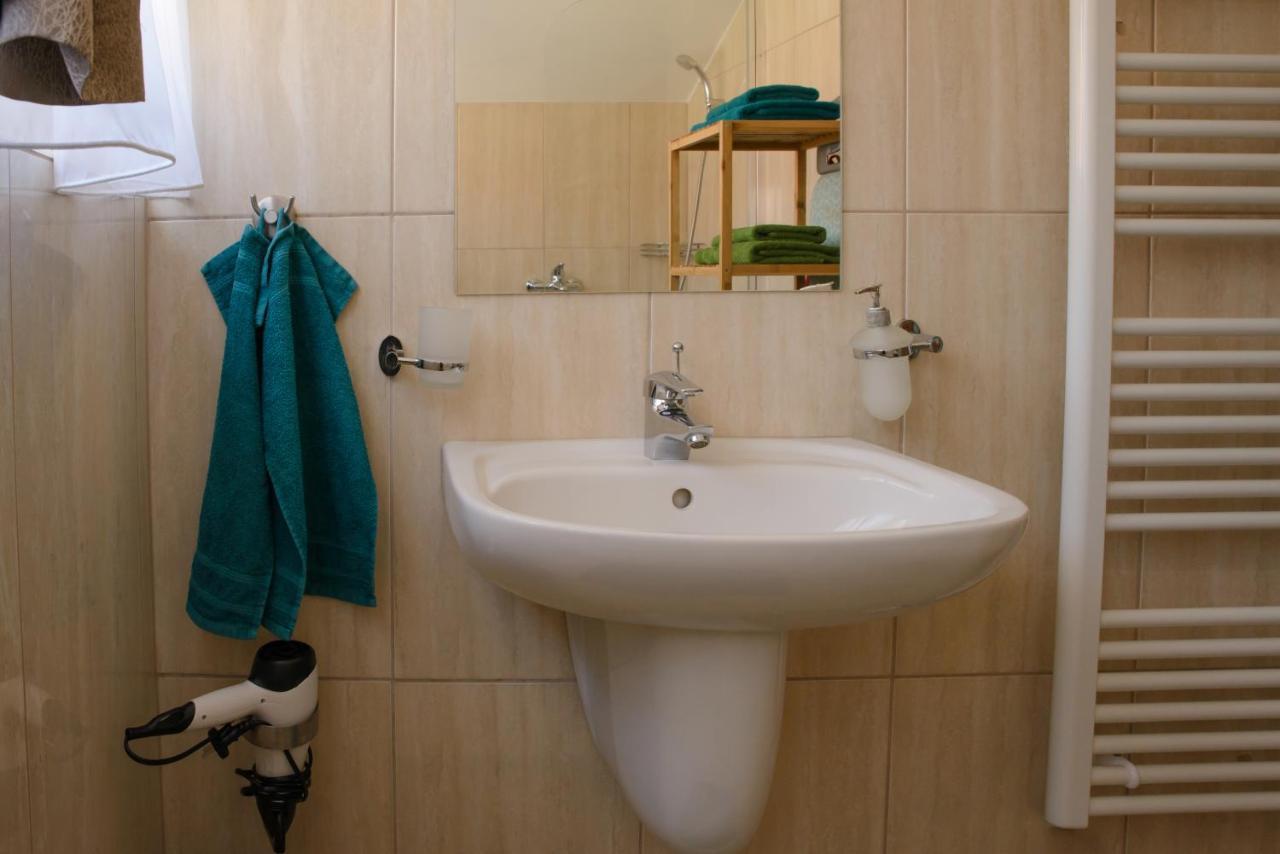 Eliza 1 Birdland Golf Apartman Bük 外观 照片