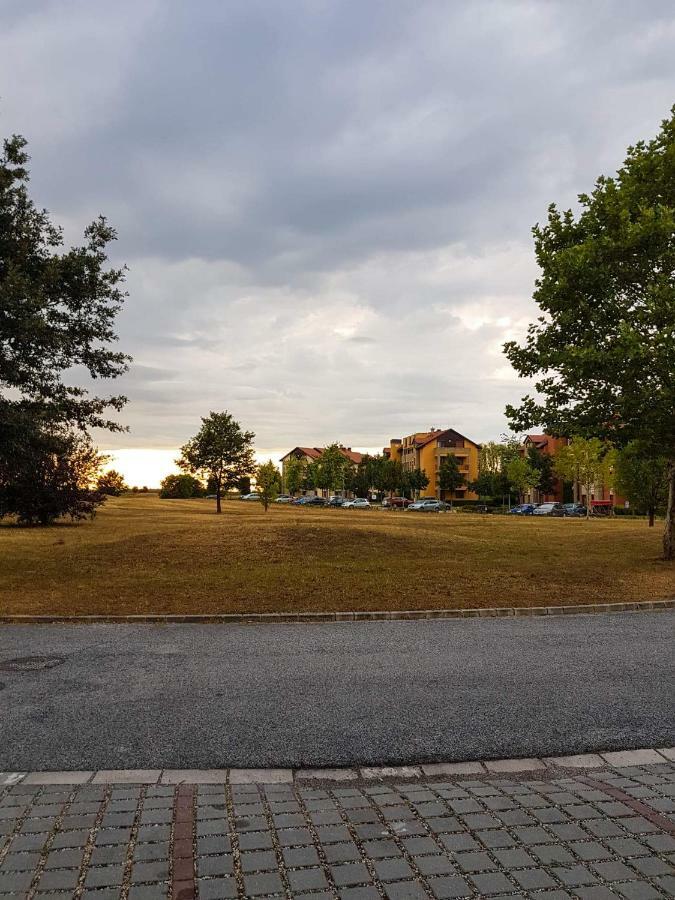 Eliza 1 Birdland Golf Apartman Bük 外观 照片